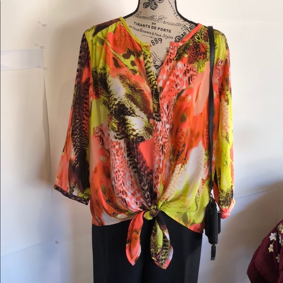 Peter Nygard button down ties at bottom colors yellow, orange, pnk, white, brn - Picture 1 of 8